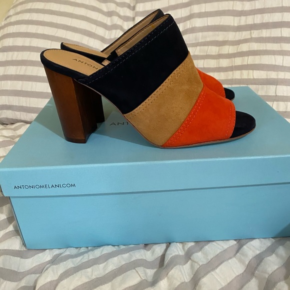 Antonio Melani | Hall Peep Toe Stripe Heel - Picture 3 of 6